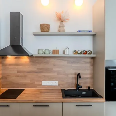 Bohemian Hideaway Historic Center Parking *