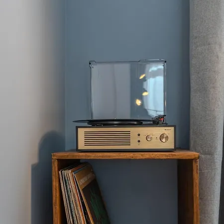 Bohemian Hideaway Historic Center Parking صوفيا