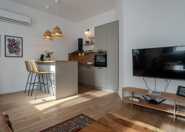 Bohemian Hideaway Historic Center Parking Appartement Sofia